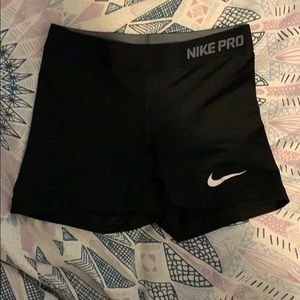Black nike pros